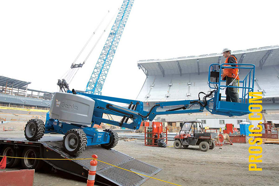 Plataforma Articulada 45 Pies, Combustión 2